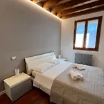 La Casa Ai Laghetti Apartamento *