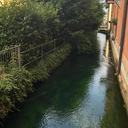 La Casa Ai Laghetti Апартаменты *