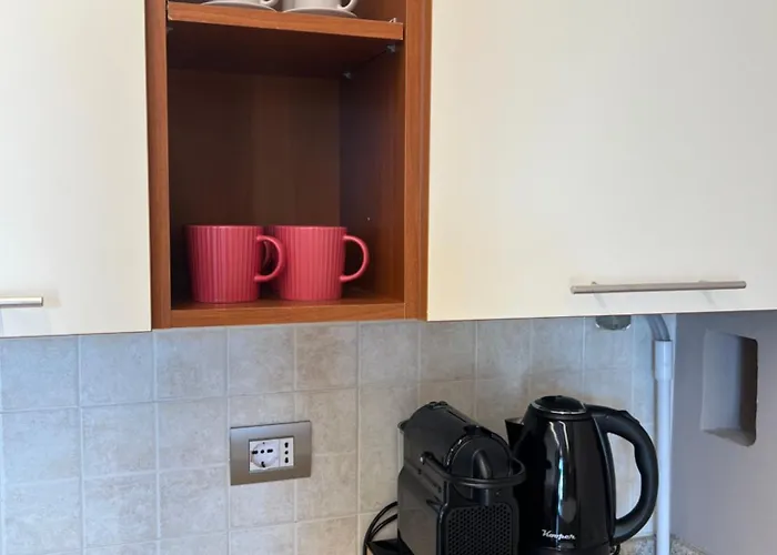La Casa Ai Laghetti Apartment *