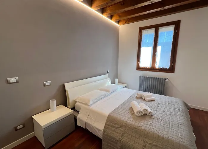 La Casa Ai Laghetti Apartament *